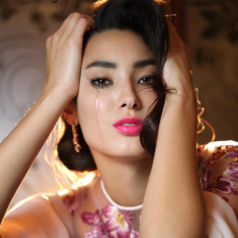 VOGUE CHINA MAGAZINE