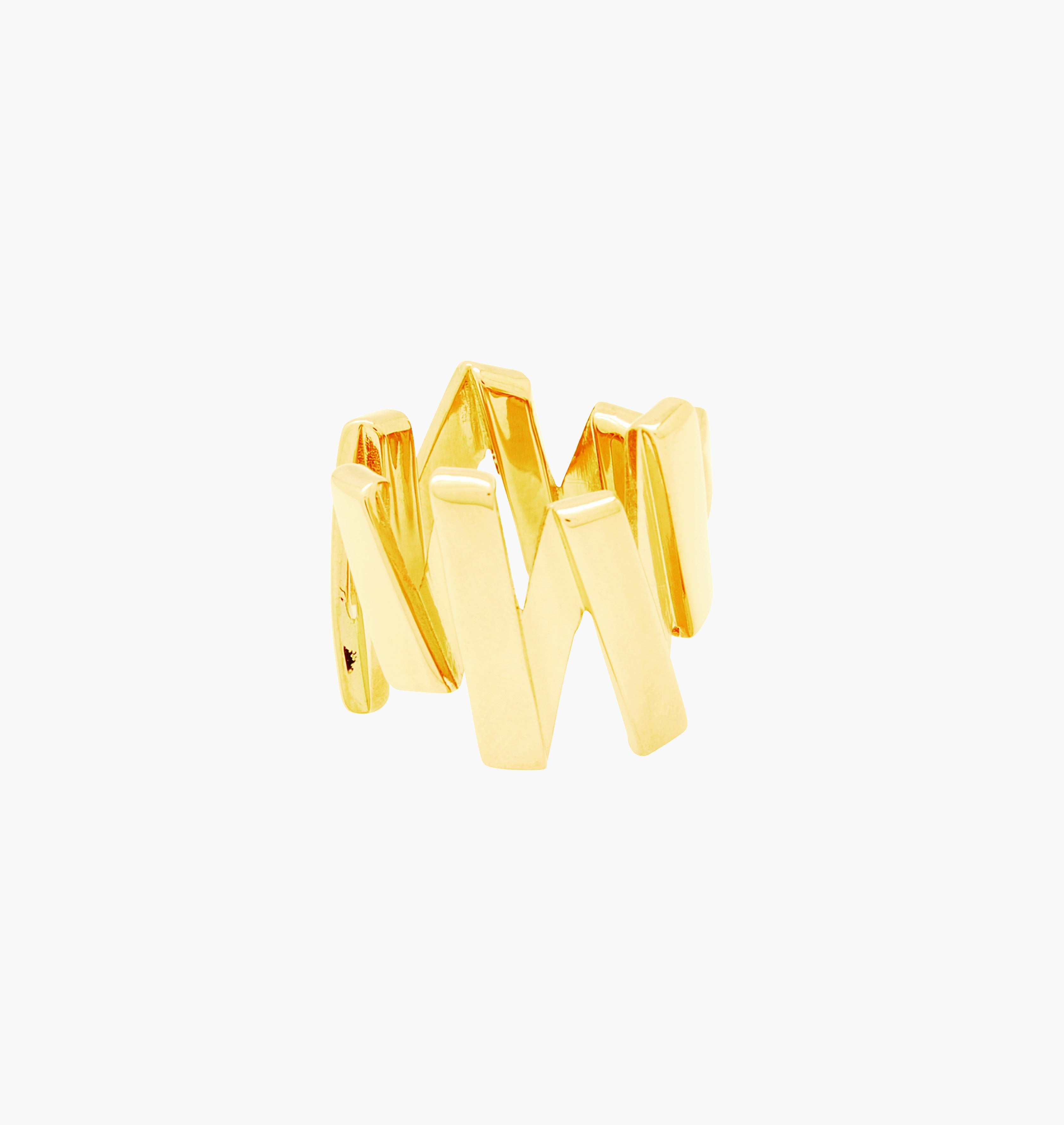 Notre bague VIBRATIONS est réalisée en bronze dorée à l'or fin. Elegante et minimale, elle perfectionnera votre style avec une touche de modernité et fun, pour un look sophistiqué.bijoux doré or, bijoux créateurs fabriqué made in Belgium , bague originale, bague or doré, zigzag, éclair
