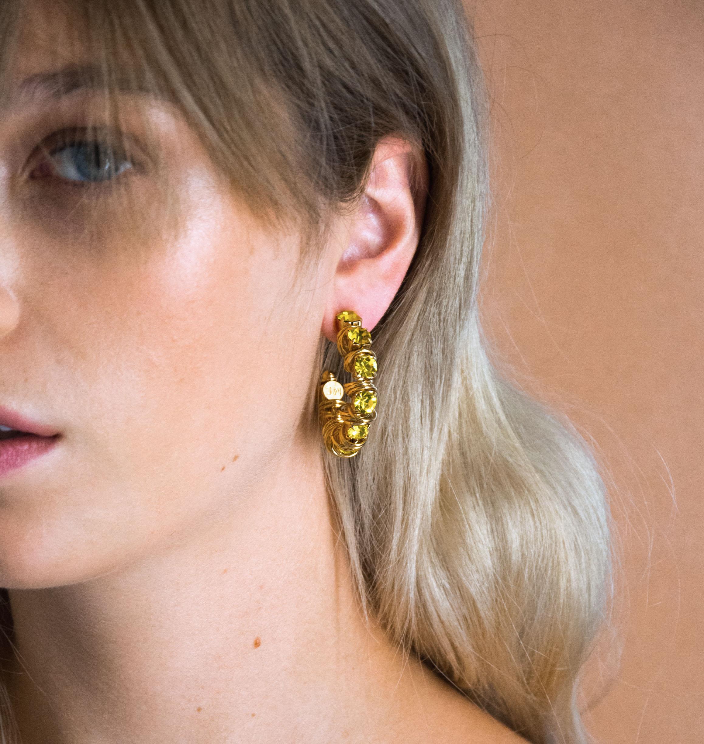 Earrings DISCO Citrine - shop.mouttoncollet.com, moutton collet, bijoux createurs, bijoux fait main, bijoux fantaisie, bijoux en cristal strass, bijoux cristal swarovski, bijoux luxe, bijoux de stars, bijoux vip, bijoux originaux, bijou original, idee cadeau femme, cadeau de noel, cadeau chic et elegant, bijou moderne, bijou contemporain, fashion week boucles d'oreille créole en cristal strass citrine jaune,