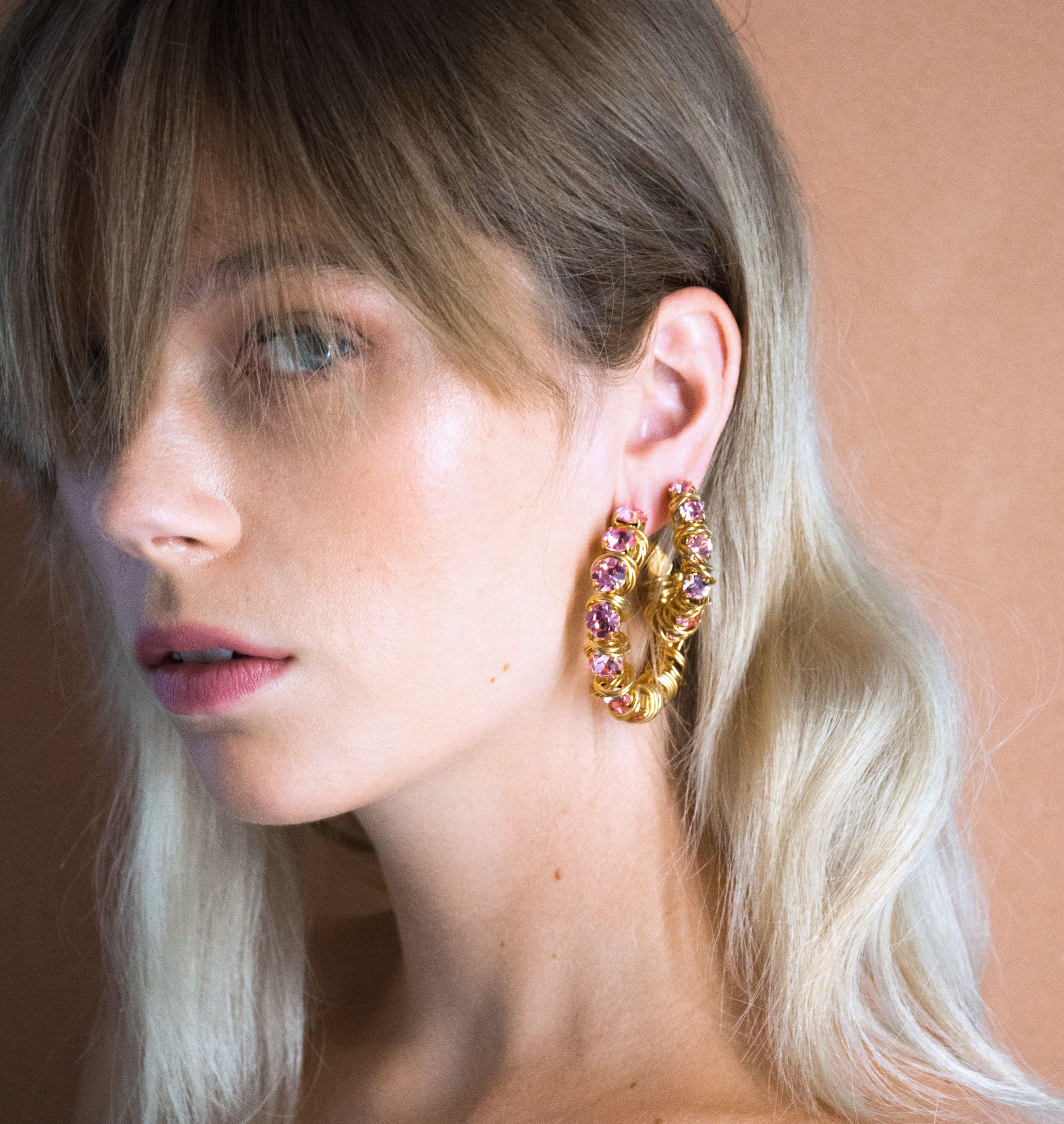 mouttoncollet moutton collet matthieu nicolas bijoux jewelry createurs mode fashion style tendance cristal crystals strass diamant diamond or18K carat tendance mode moderne qualite galeries lafayette 24S dior gucci or doré belgique france bracelet collier boucles d'oreille boheme chic creole aya nakamura ru paul drag race france daphne burki