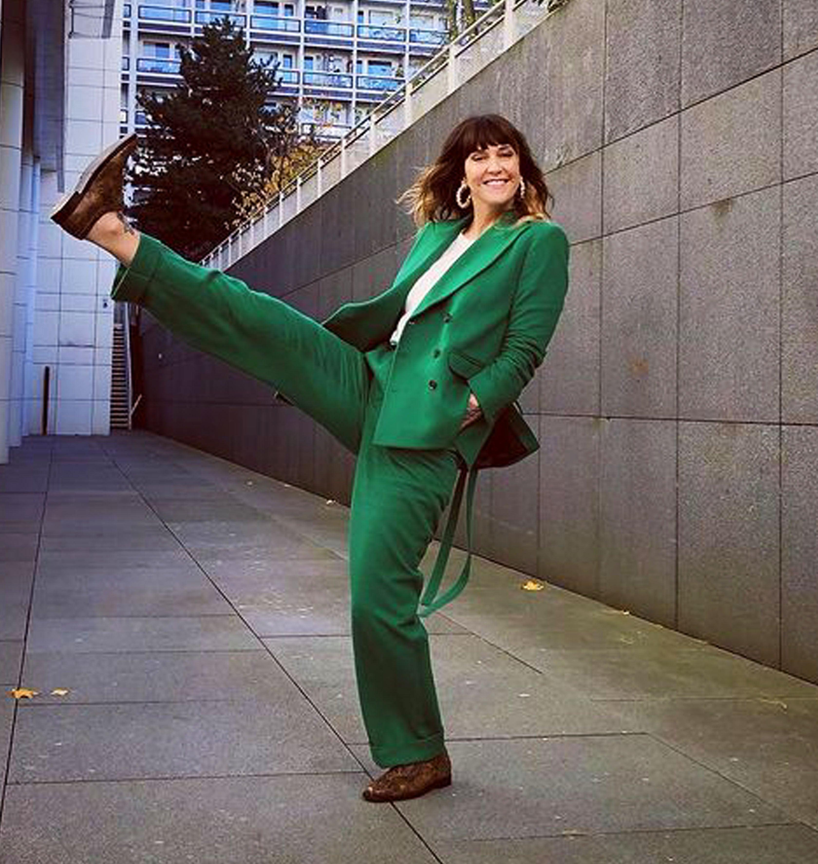 Earrings FUNKY Crystal - shop.mouttoncollet.com, moutton collet, bijoux createurs, bijoux fait main, bijoux fantaisie, bijoux en cristal strass, bijoux cristal swarovski, bijoux luxe, bijoux de stars, bijoux vip, bijoux originaux, bijou original, idee cadeau femme, cadeau de noel, cadeau chic et elegant, bijou moderne, bijou contemporain, fashion week boucles d'oreille créole en cristal strass diamant blanc, madonna, kate moss, aya nakamura, daphne burki, vogue france magazine