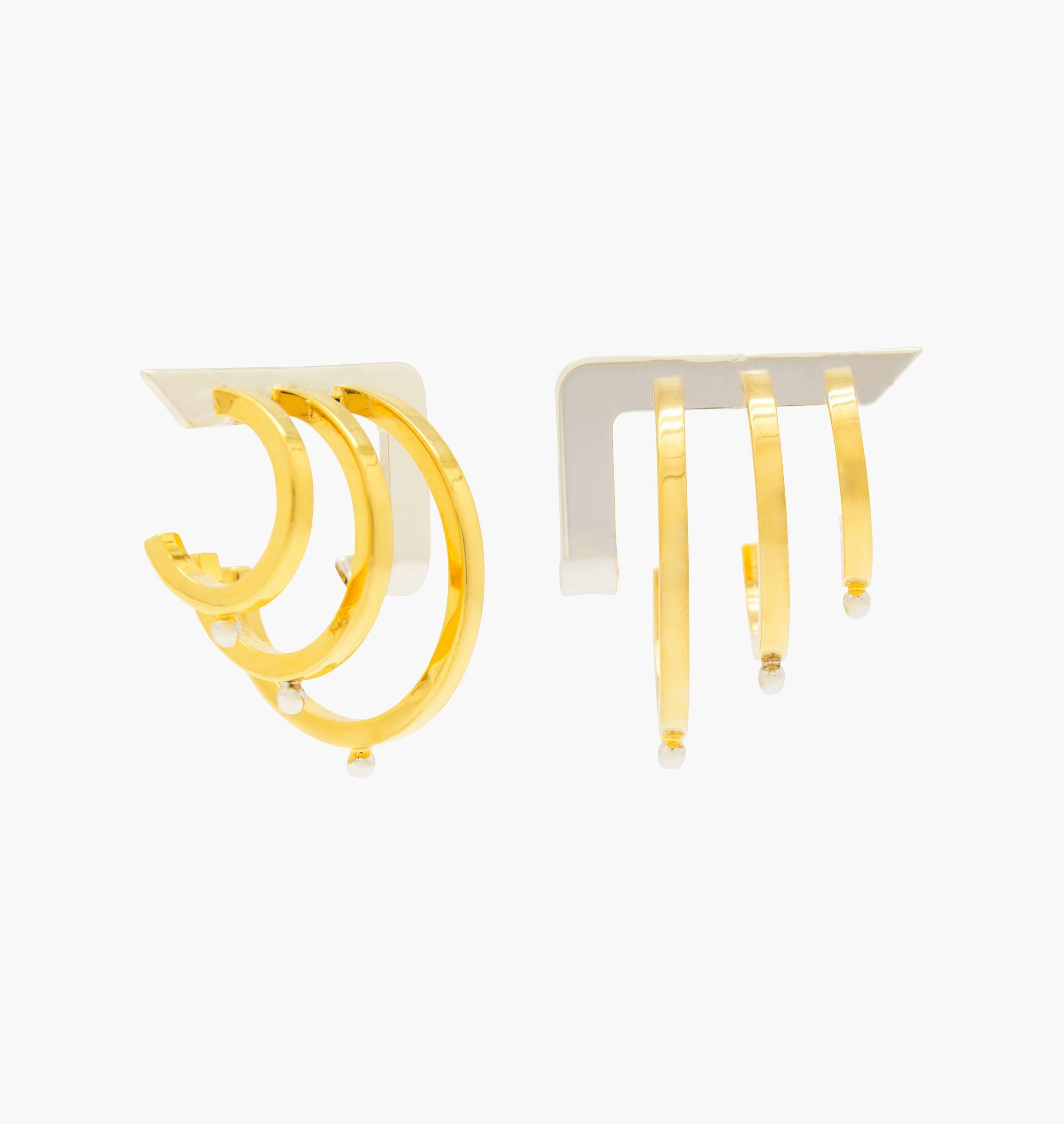 Earrings BIONIC Gold and Silver - shop.mouttoncollet.com, Moutton colleT Nos boucles d'oreilles BIONIC sont réalisées en bronze dorées à l'or fin et argent. Elegantes et minimales, elles perfectionneront votre style avec une touche de modernité, bijoux de createurs, bijoux de qualité, halsey, halsey style, cosmopolitain magazine usa aya kanai, bijoux modernes contemporains elegants rock tendance,