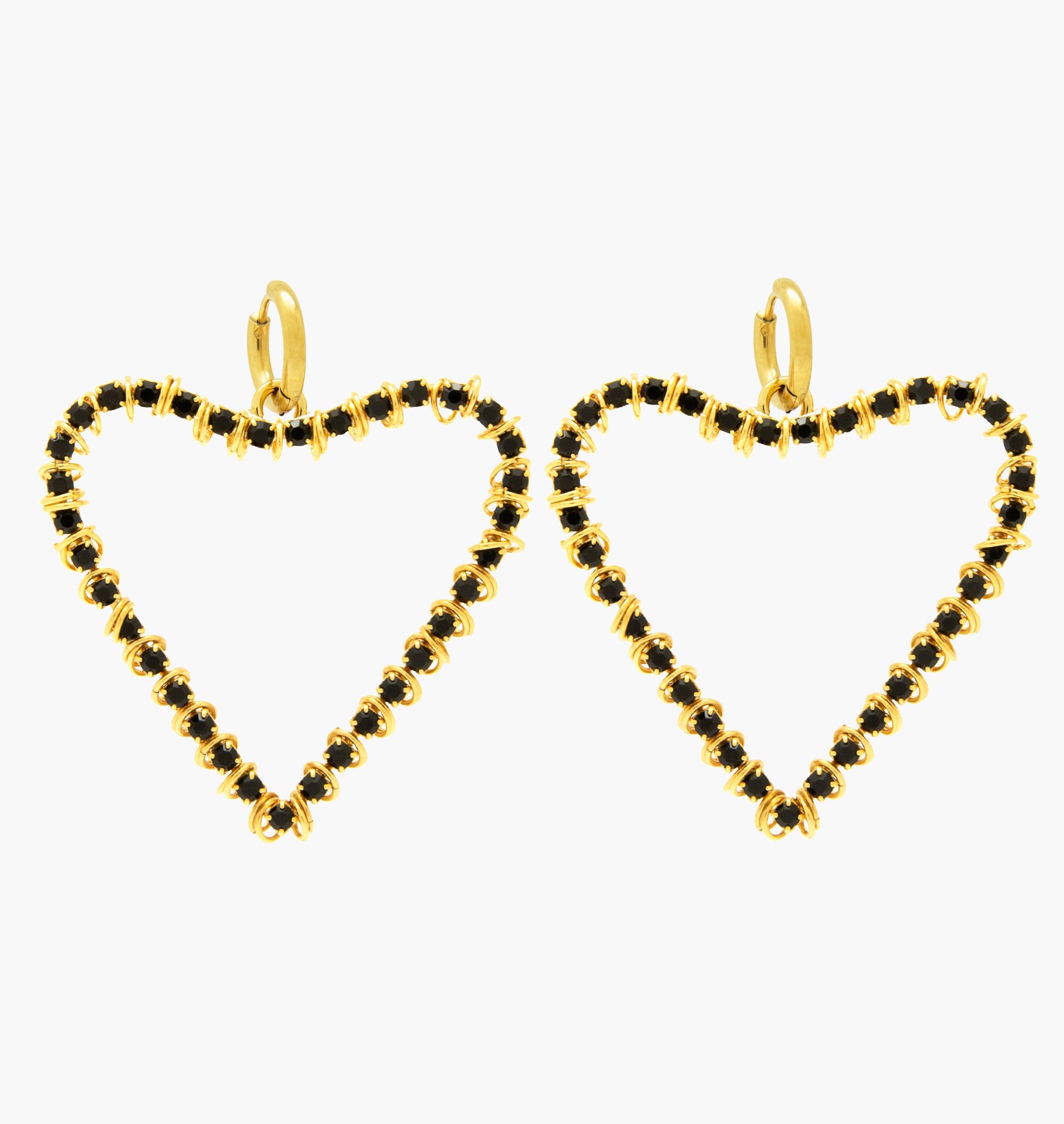 Earrings MAXIBISOUS Black - shop.mouttoncollet.com, Moutton colleT, Nos boucles d'oreilles MAXIBISOUS sont réalisées en bronze dorées à l'or fin, serties de cristaux scintillants coloris noir et de petits anneaux. Elles seront parfaites pour look moderne et étincelant, bijoux fantaisie xl, bijoux coeur strass cristal, bijoux de createur,