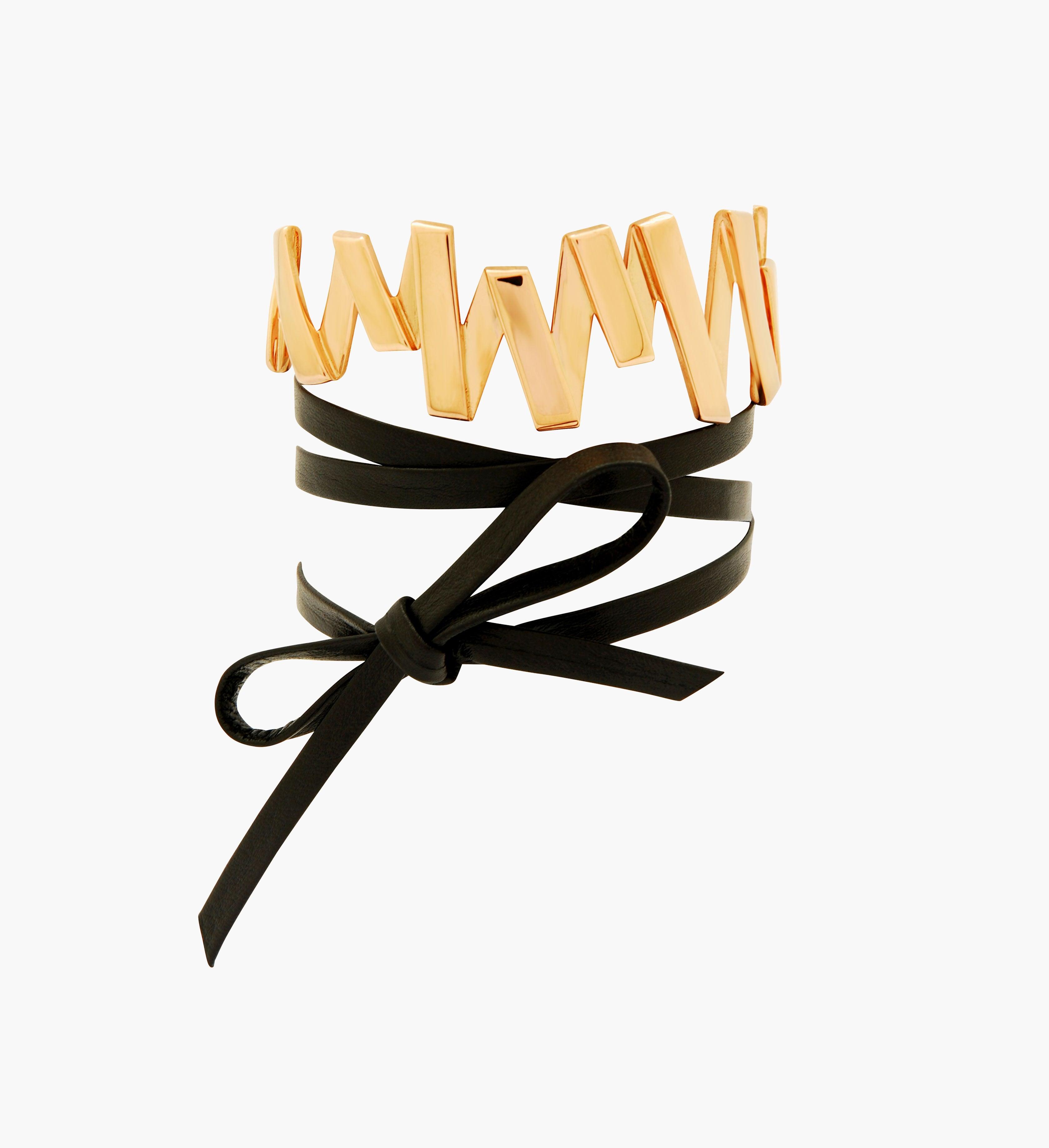 Moutton colleT Notre bracelet VIBES est réalisé en bronze doré à l'or rose fin et bandes de cuir noir. Il habillera votre poignet avec une touche fun et chic, pour un look modern et peps. bijoux or rose doré, bijoux créateurs fabriqué made in Belgium , bracelet originale, bracelet or rosé, zig zag, éclair , bracelet cuir, cuff cuir, bracelet or rose avec cuir, bracelet lien cuir or rose