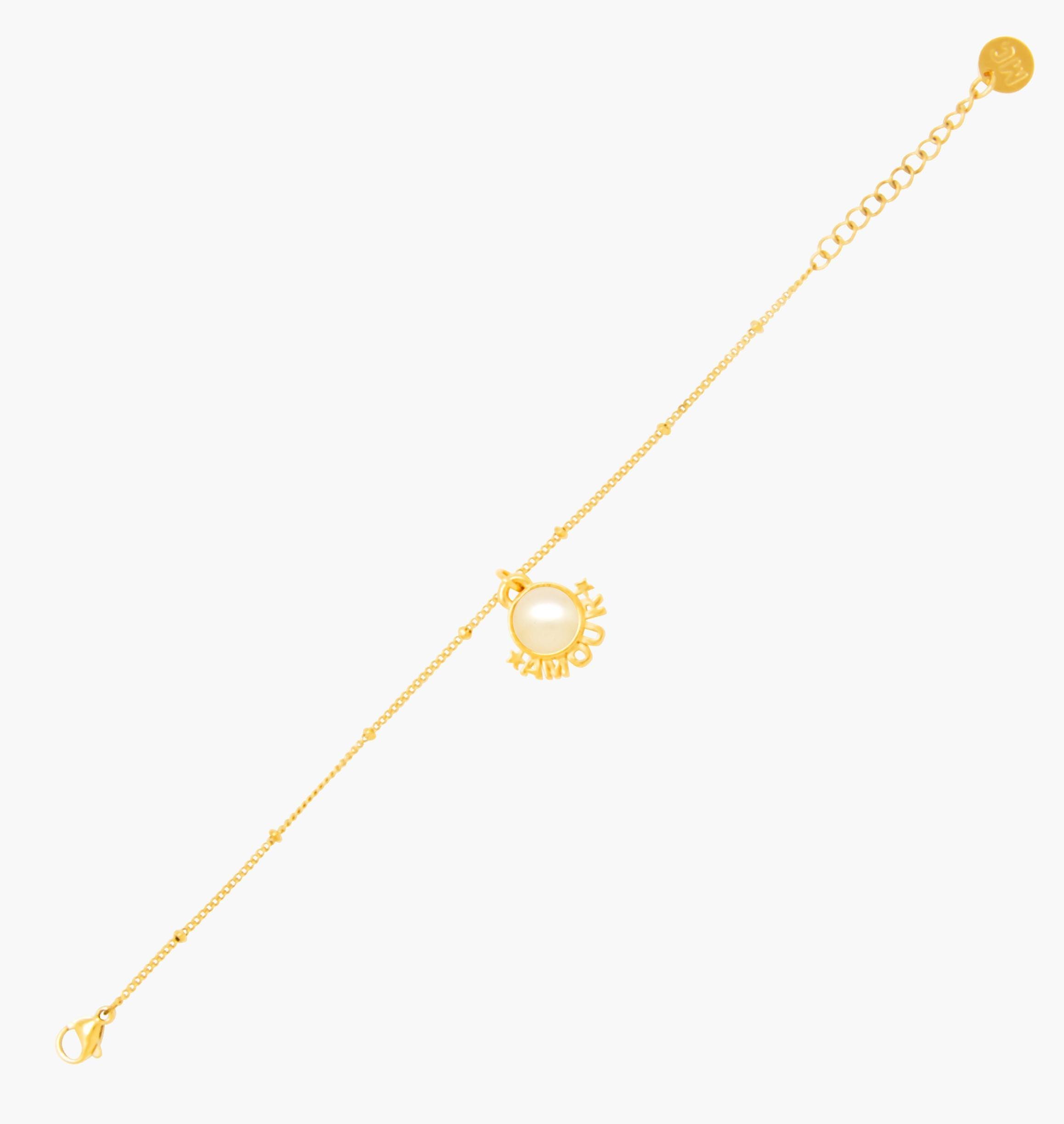 mouttoncollet moutton collet bijoux bijou createur paris belgique belge made in france italie, fashion mode tendance instabijoux instabijou, pdpaola louis vuitton gucci saint laurent chanel vogue aya nakamura cadeau coup de coeur, pandora histoiredor, amazone, cartier hermes maty boucles doreille bracelet collier galerie lafayette cleor dior messika gucci balenciaga cristal nacre perle doré anna wintour jewelry fashion crush luxe belgique belgium paris, bijoux mariage amour