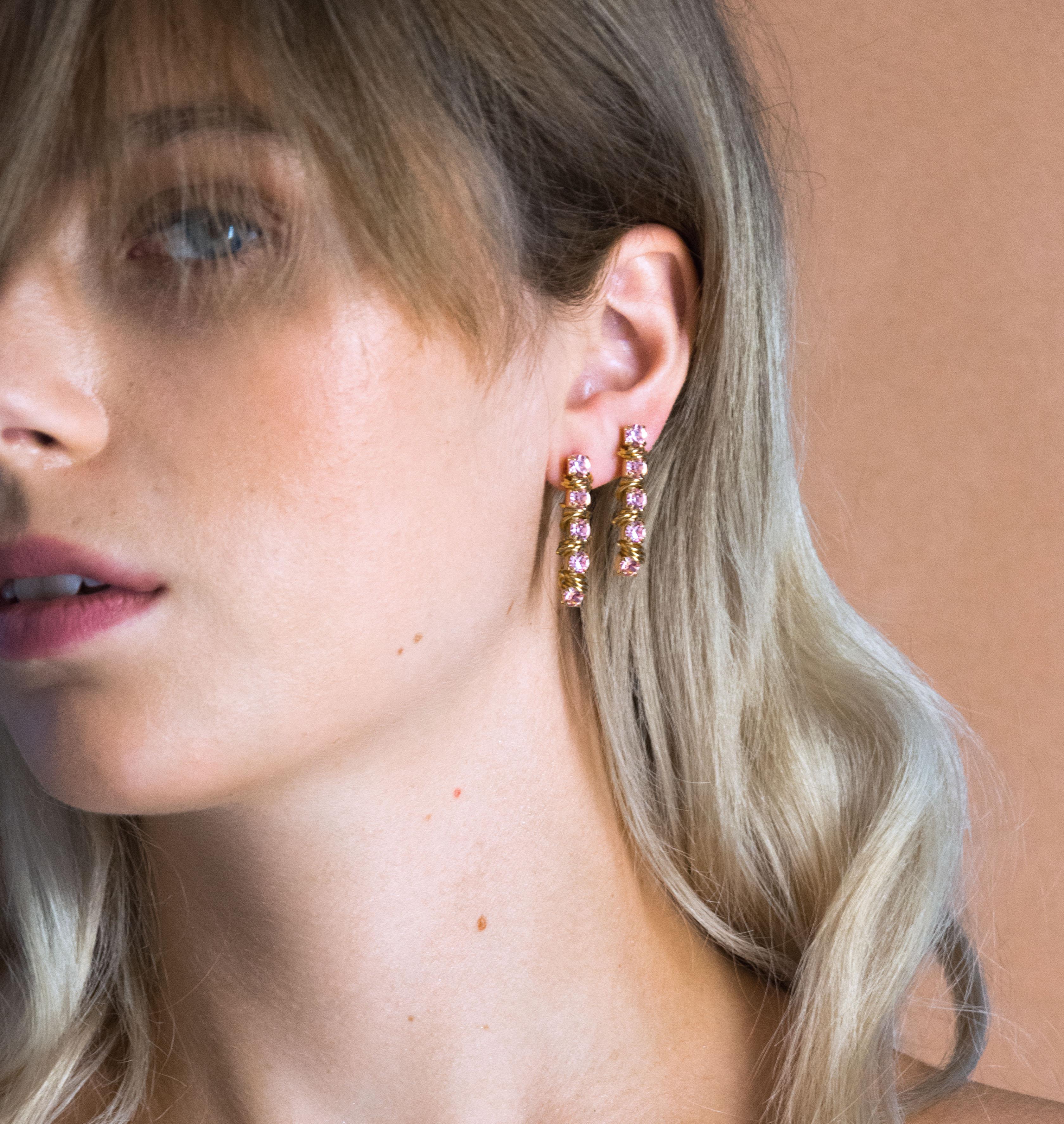 "FLEUR DE LOTUS" Jewellery Candle Earrings - shop.mouttoncollet.com , Bougie Bijou, Boucles d'oreille en cristal, coffret Bougie parfumee et bijou cristal swarovski rose clair light rose strass, bougie naturelle 100% végétale, boite allumettes, pochon bijou, moutton collet, bougie de createur, bougie de luxe, bougie deco, bougie decoration interieur, chic et elegante, idee cadeau, cadeau de noel femme, bijou femme, myjoliecandle myjewelerycandle myjewelcandle cire trudon diptyque baobab