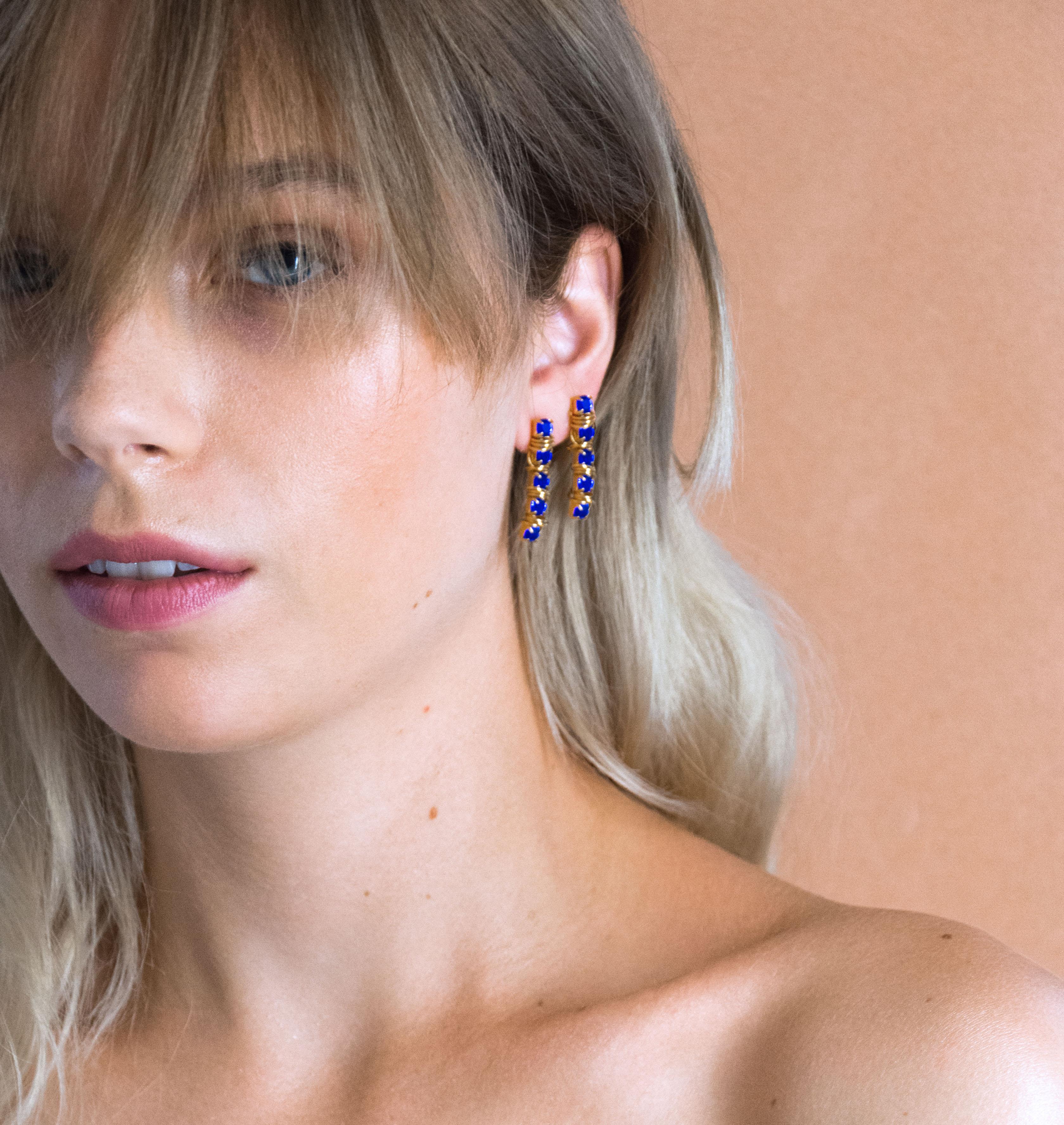 "GOURMANDISES" Jewellery Candle Earrings - shop.mouttoncollet.com, bougie naturelle 100% végétale, boite allumettes, pochon bijou, moutton collet, bougie de createur, bougie de luxe, bougie deco, bougie decoration interieur, chic et elegante, idee cadeau, cadeau de noel femme, bijou femme, cadeau anniversaire, cadeau chic original, Bougie Bijou, Boucles d'oreille en cristal, coffret Bougie parfumee et bijou cristal myjoliecandle myjewelerycandle myjewelcandle cire trudon diptyque baobab